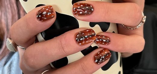 Коричневый маникюр в феврале 2026 – самый модный цвет зимы