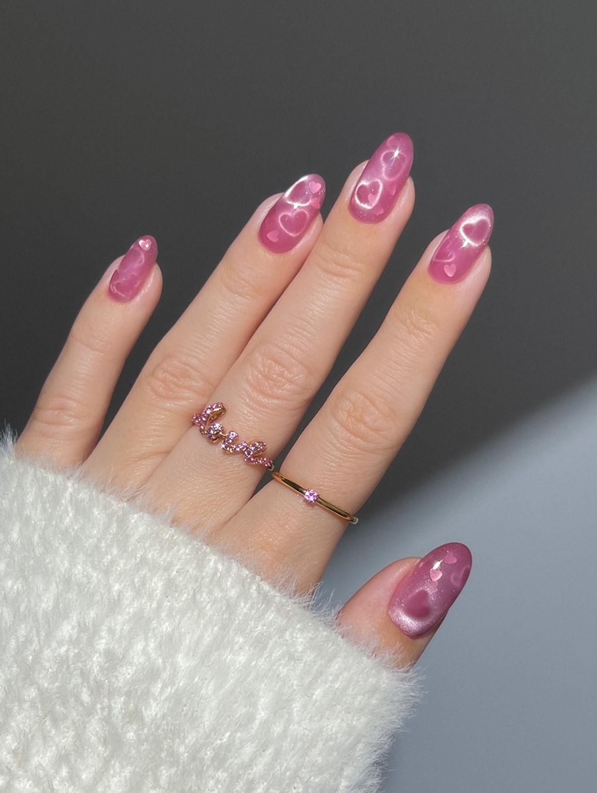 Маникюр на День святого Валентина 2026 с романтичным настроением