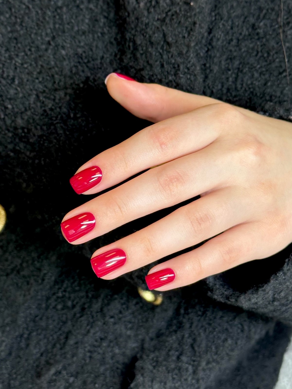 Маникюр с эффектом роскоши: оттенки, которые выбирают со вкусом