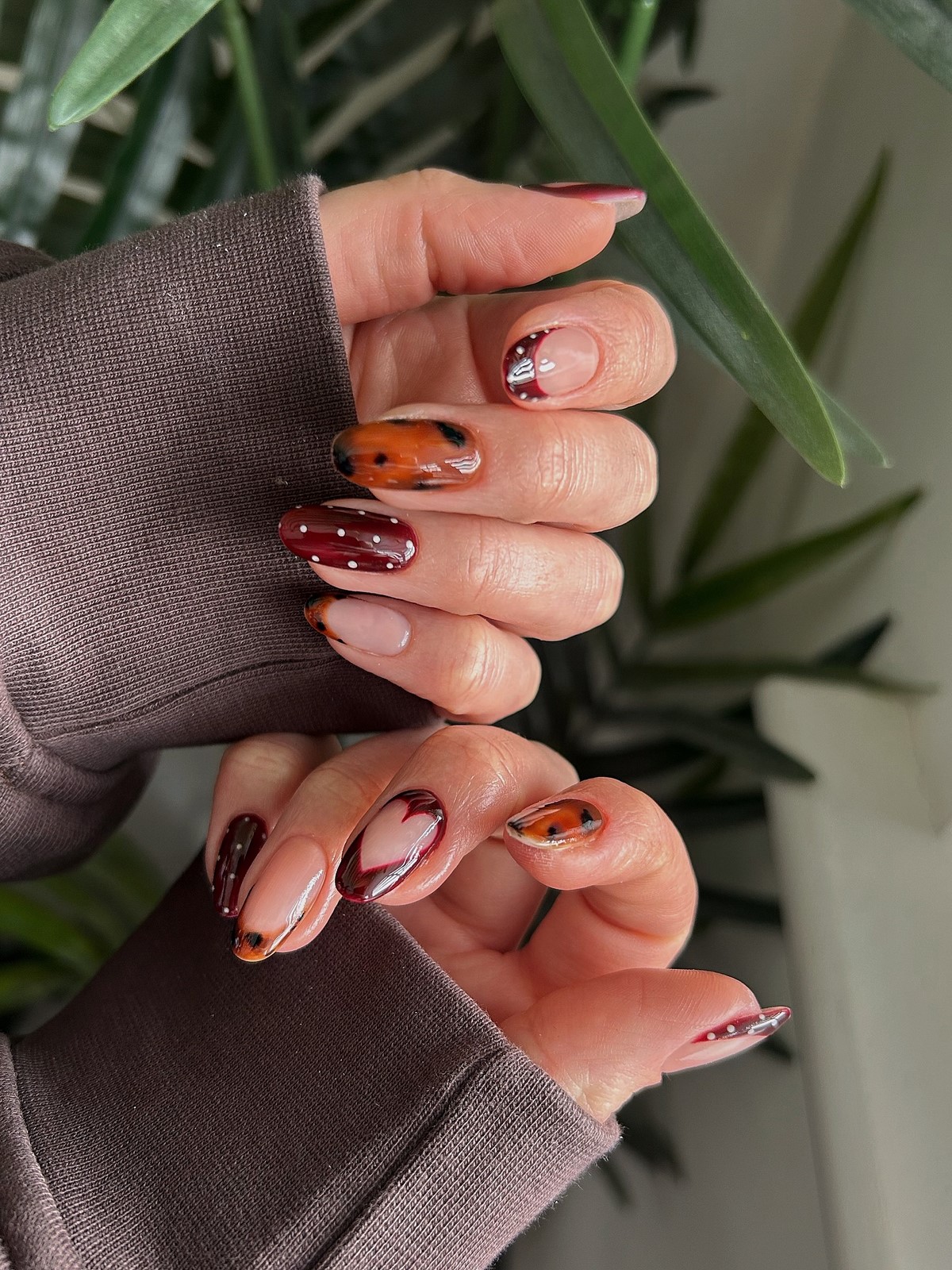 Анимал-принт на ногтях в сезоне 2026: как выбрать трендовый дизайн