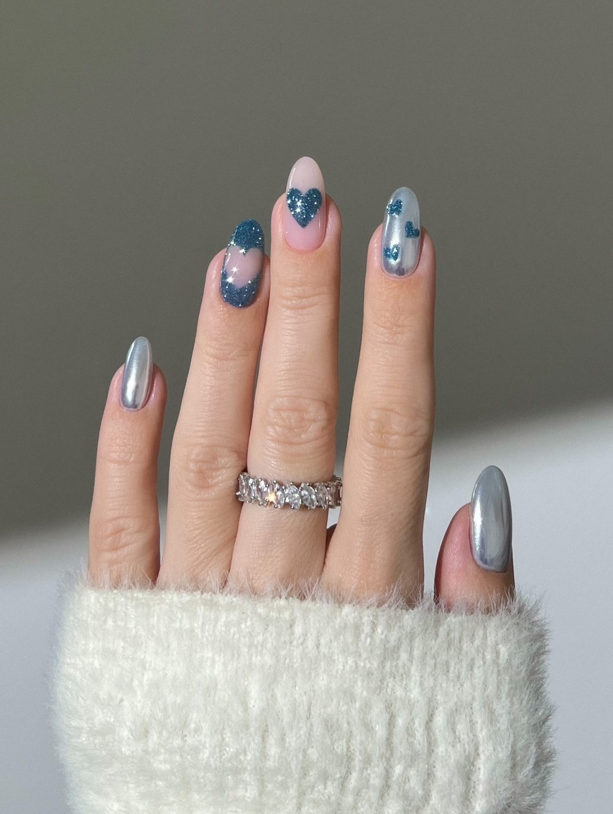 Маникюр на День святого Валентина 2026 с романтичным настроением