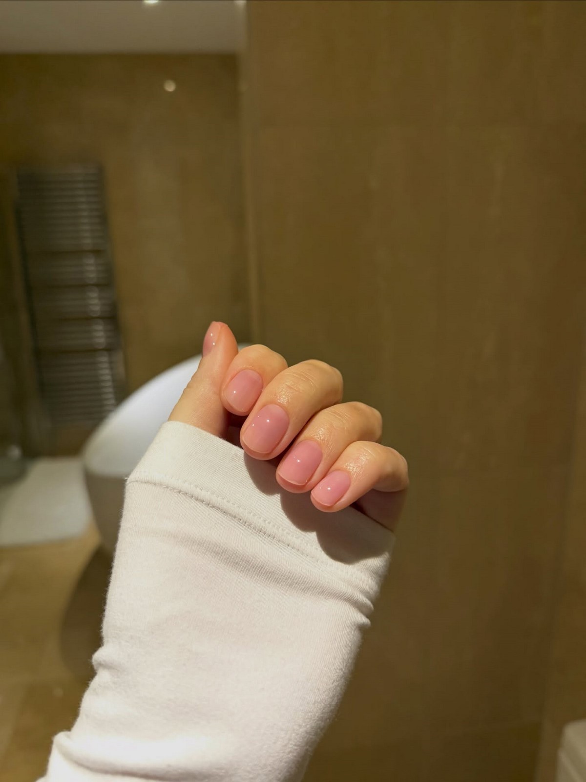 Как продлить маникюр на 2–3 недели без сколов и трещин