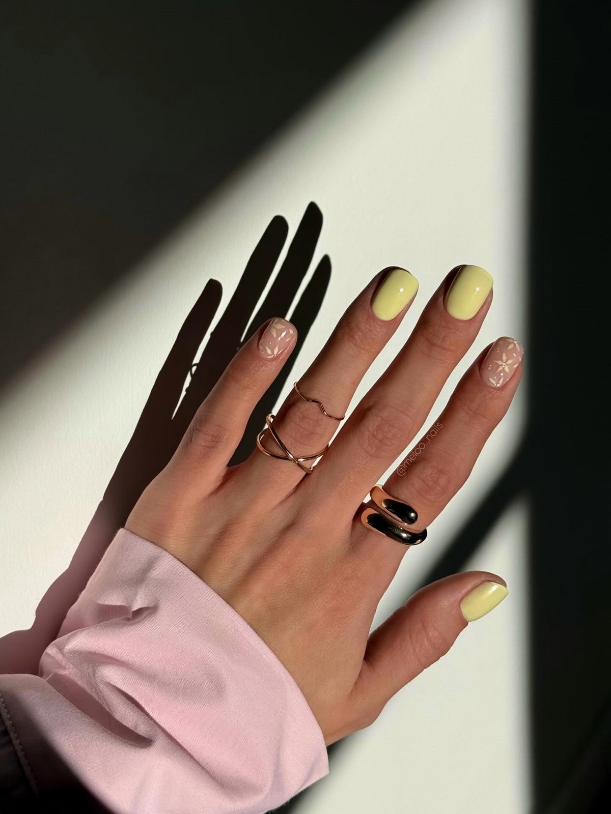 Весенний маникюр 2026: самые обсуждаемые новинки сезона