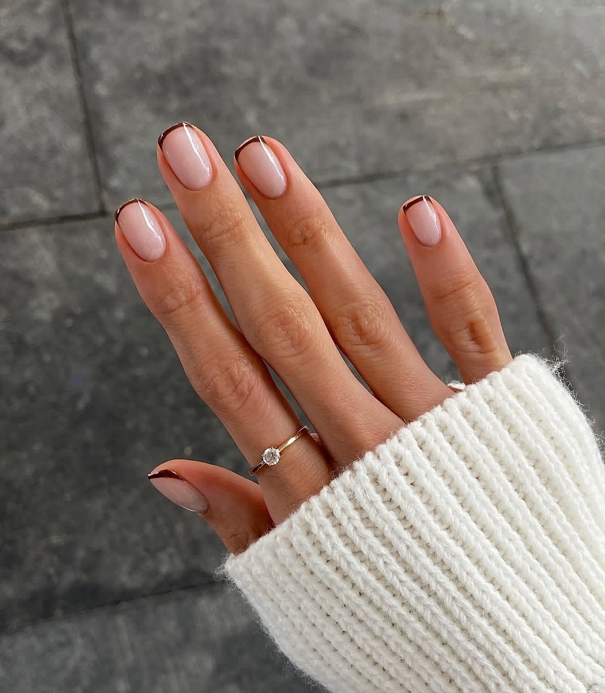 Микрофренч вместо обычного: самый аккуратный маникюр этой весны