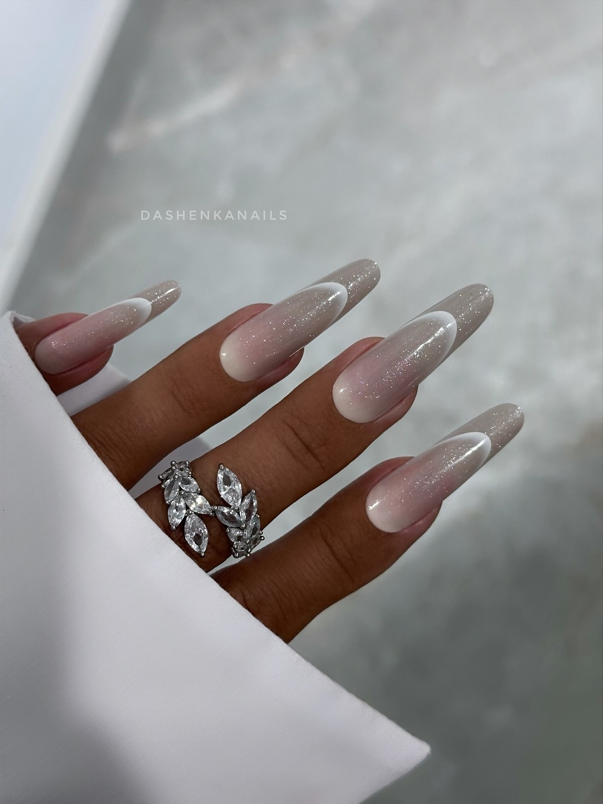 Маникюр, который подходит ко всему: 8 оттенков на каждый день