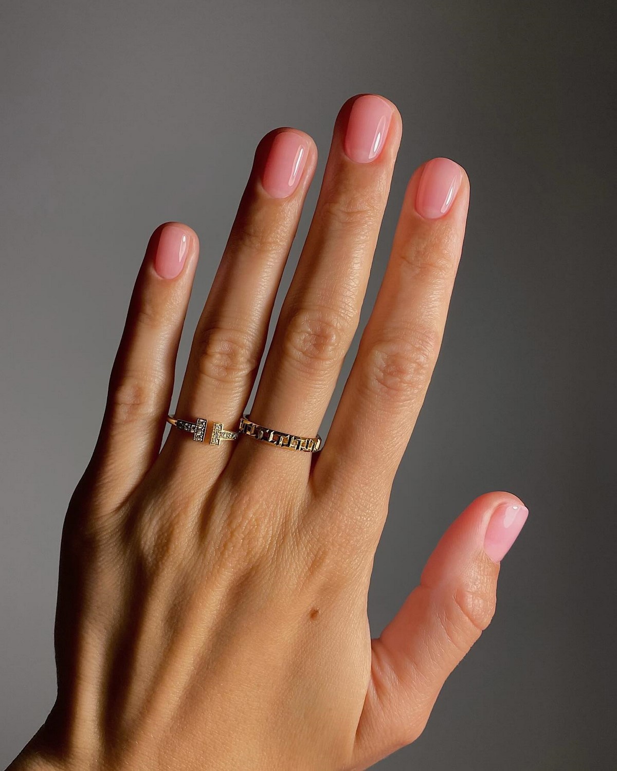 Маникюр без дизайна, который выглядит дорого и стильно