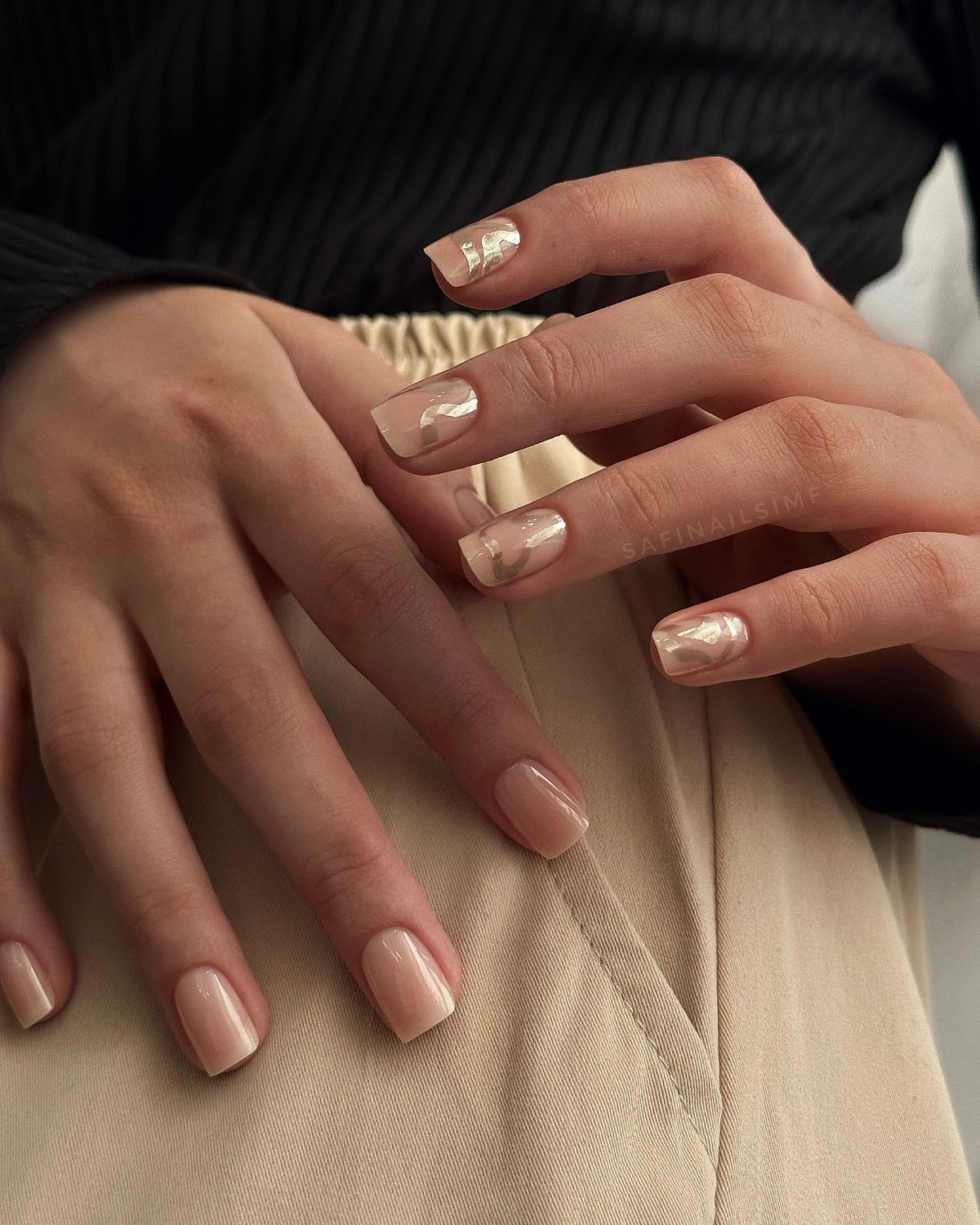 Светлый маникюр этой весны: оттенки, которые подходят ко всему