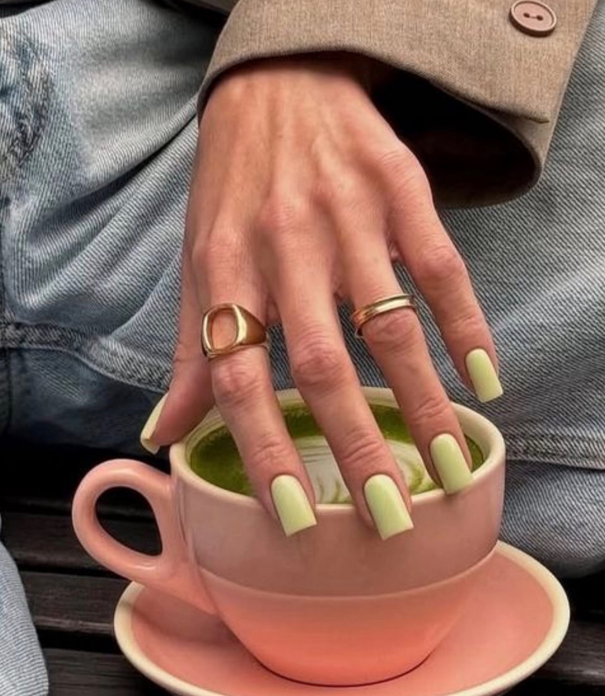 Весенний маникюр 2026: самые обсуждаемые новинки сезона