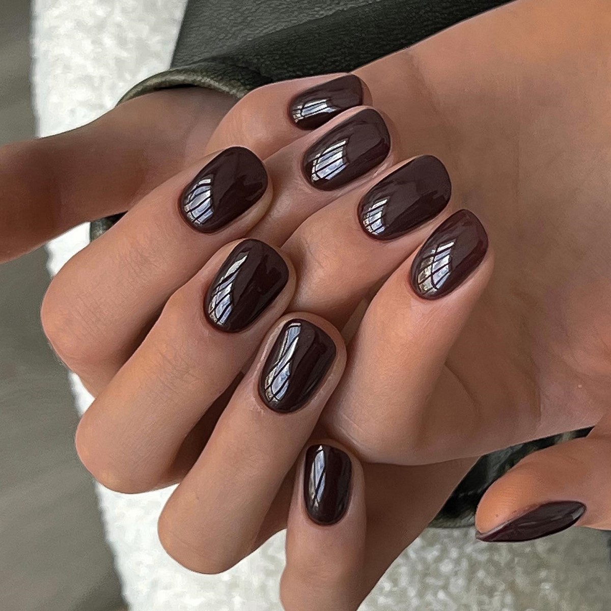 Весенний маникюр 2026: самые обсуждаемые новинки сезона