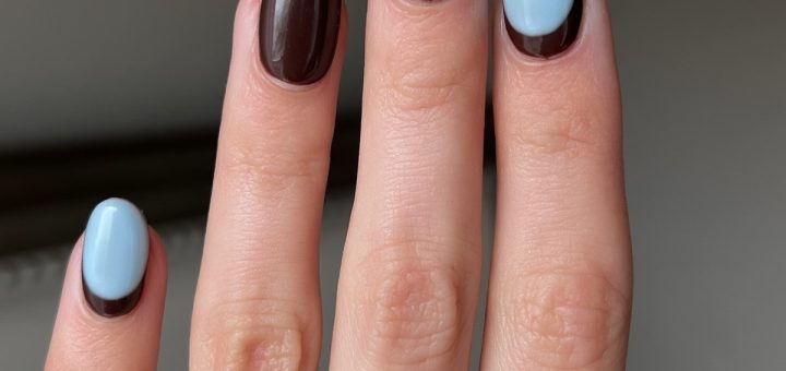 Двухцветный маникюр весны 2026: трендовые дуэты оттенков