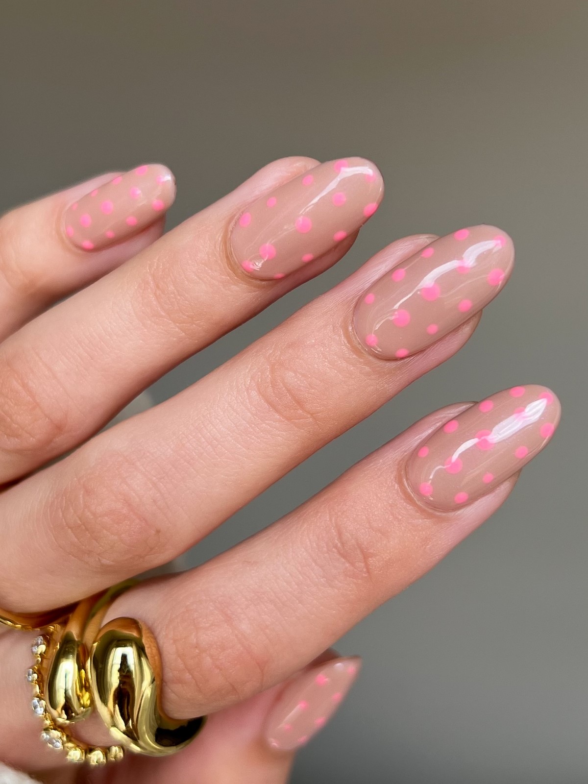 7 цветов маникюра весны 2026, которые выглядят дорого