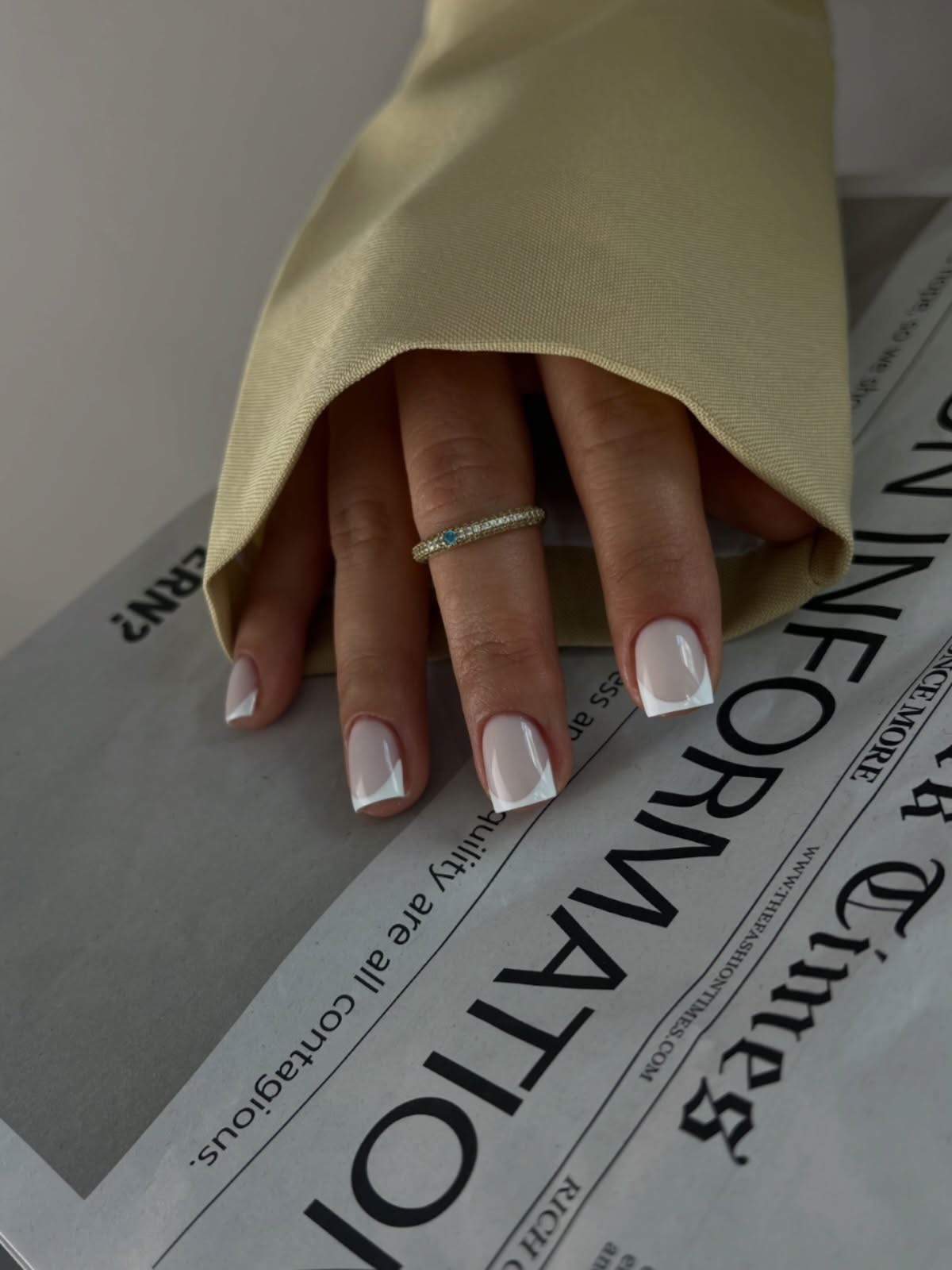 Весенний френч на апрель 2026: какой вариант действительно стоит выбрать