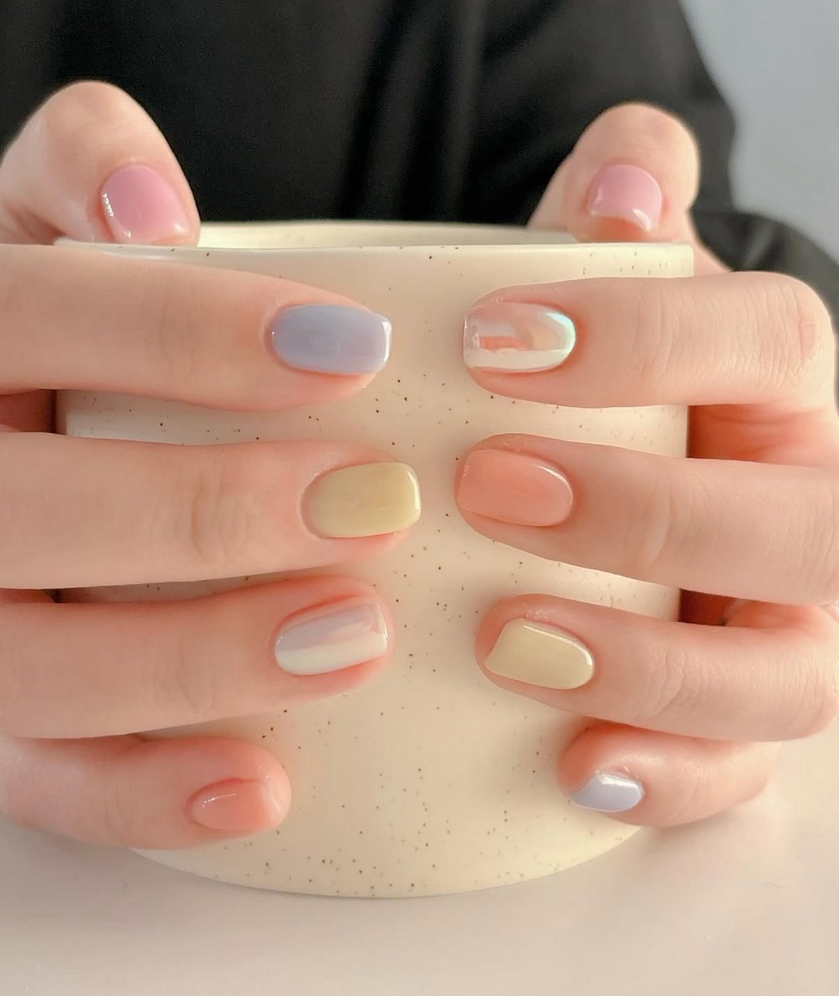 Маникюр весны 2026, который выглядит дорого: 7 оттенков сезона