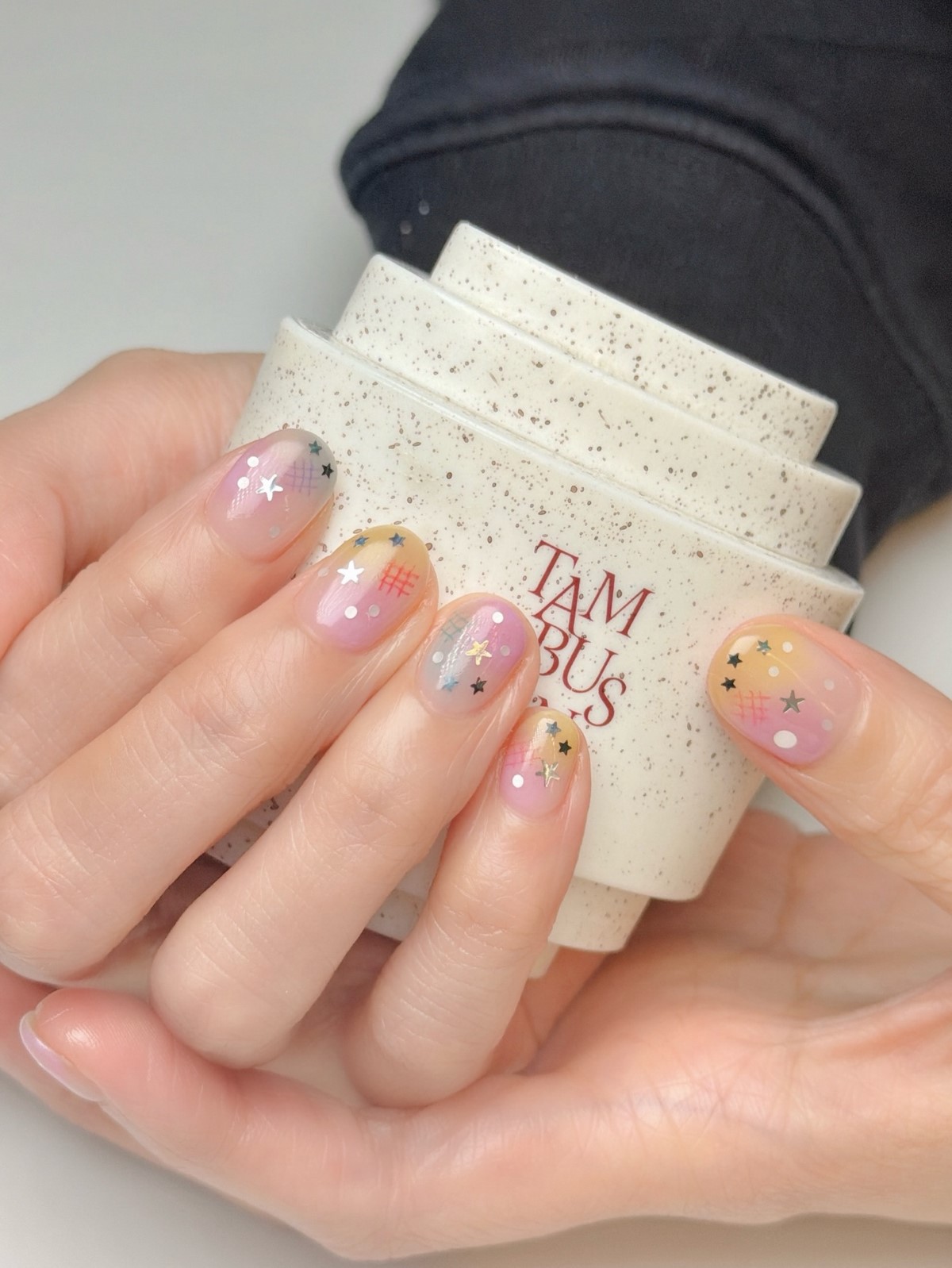 Миндаль уходит: формы ногтей 2026, которые выбирают чаще