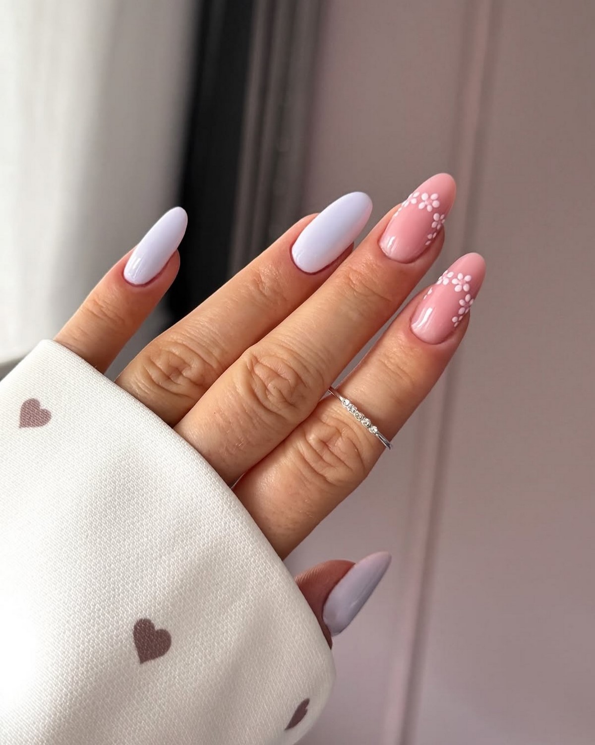 Нюд уходит: маникюр весны 2026, который выбирают чаще всего