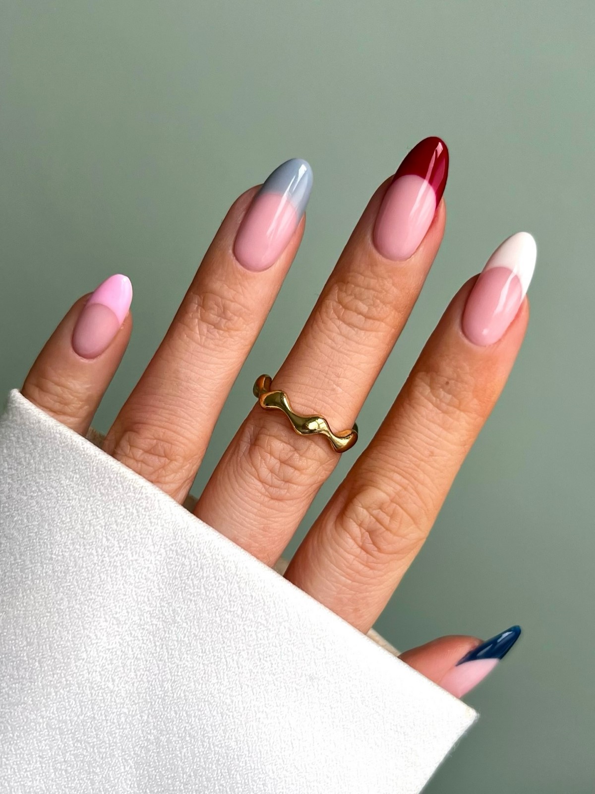 Маникюр на апрель 2026: свежие идеи, которые будут везде