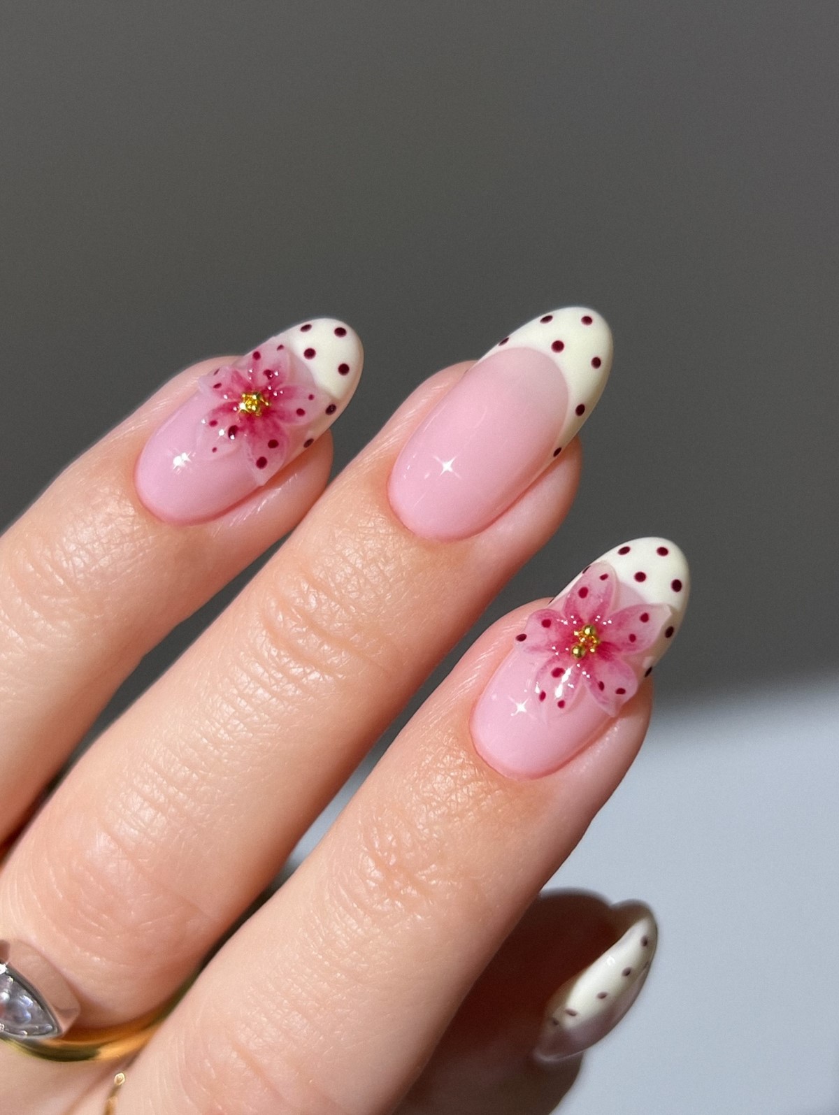 Маникюр на апрель 2026: свежие идеи, которые будут везде