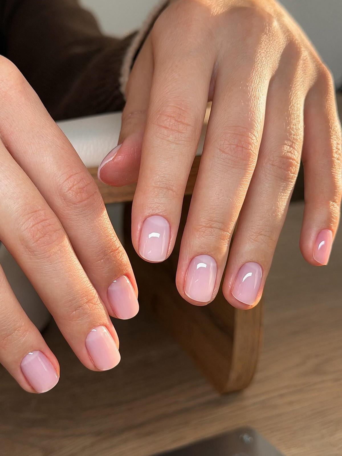 Миндаль уходит: формы ногтей 2026, которые выбирают чаще