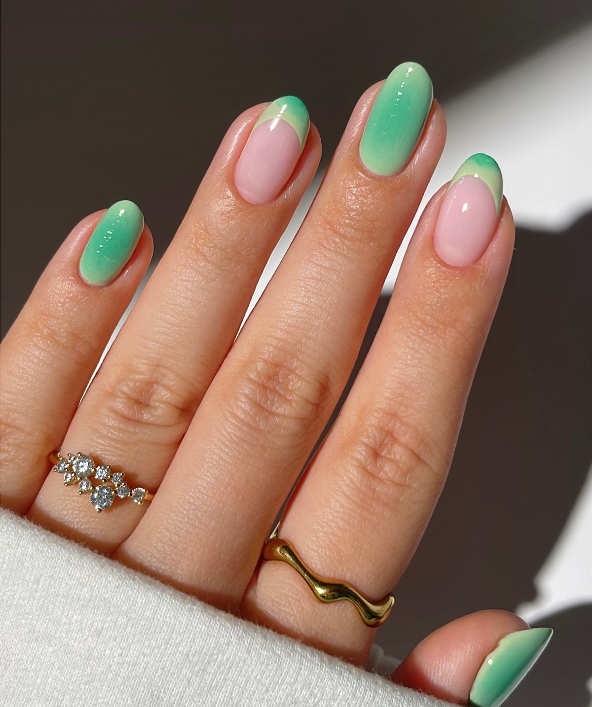 7 цветов маникюра весны 2026, которые выглядят дорого