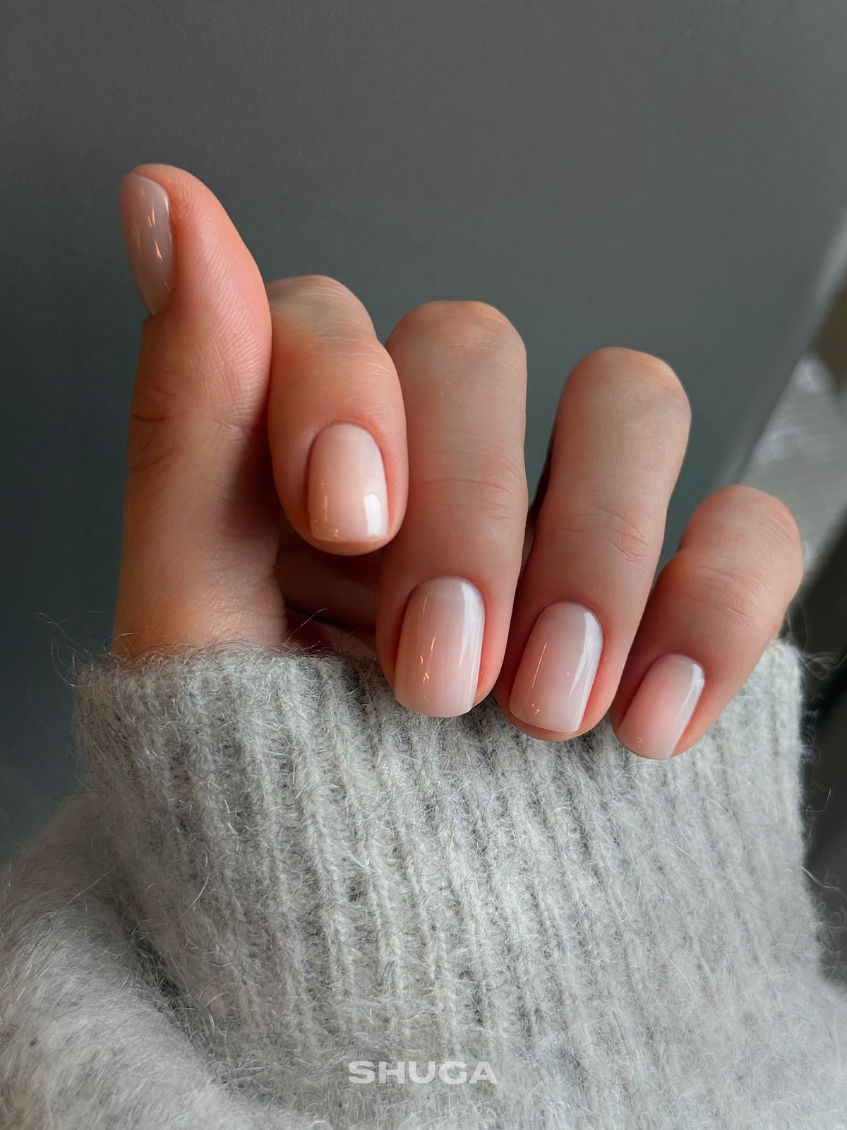 Мыльный маникюр весны 2026: эффект чистых ногтей в моде