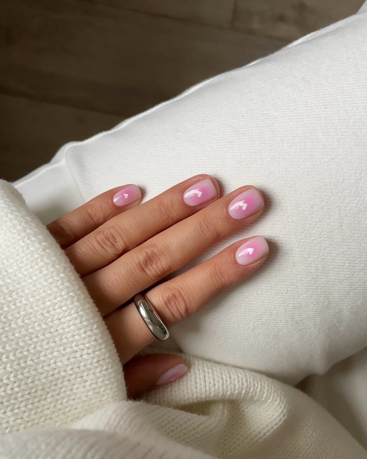 Нюд уходит: маникюр весны 2026, который выбирают чаще всего