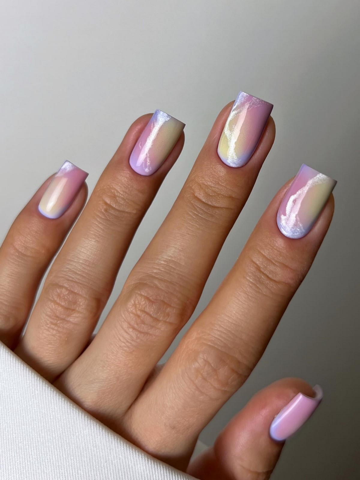 7 цветов маникюра весны 2026, которые выглядят дорого