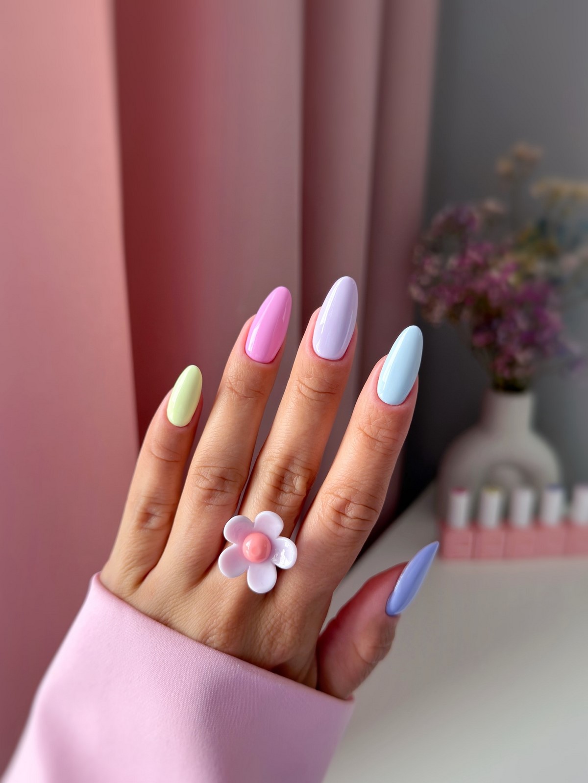 7 цветов маникюра весны 2026, которые выглядят дорого