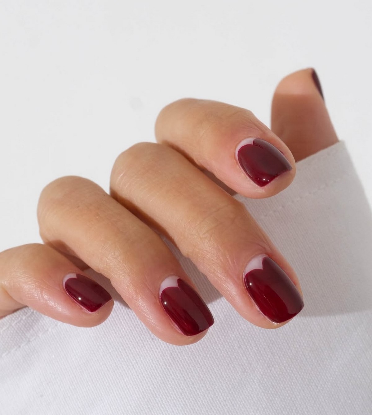 Маникюр на апрель 2026: свежие идеи, которые будут везде