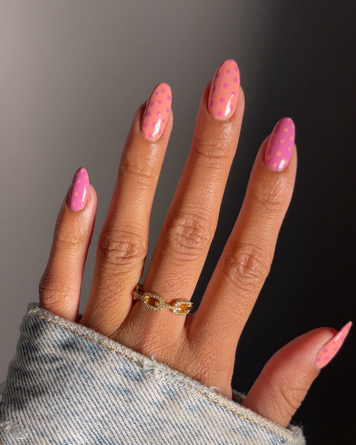 Розовый маникюр весны 2026: оттенки в тренде