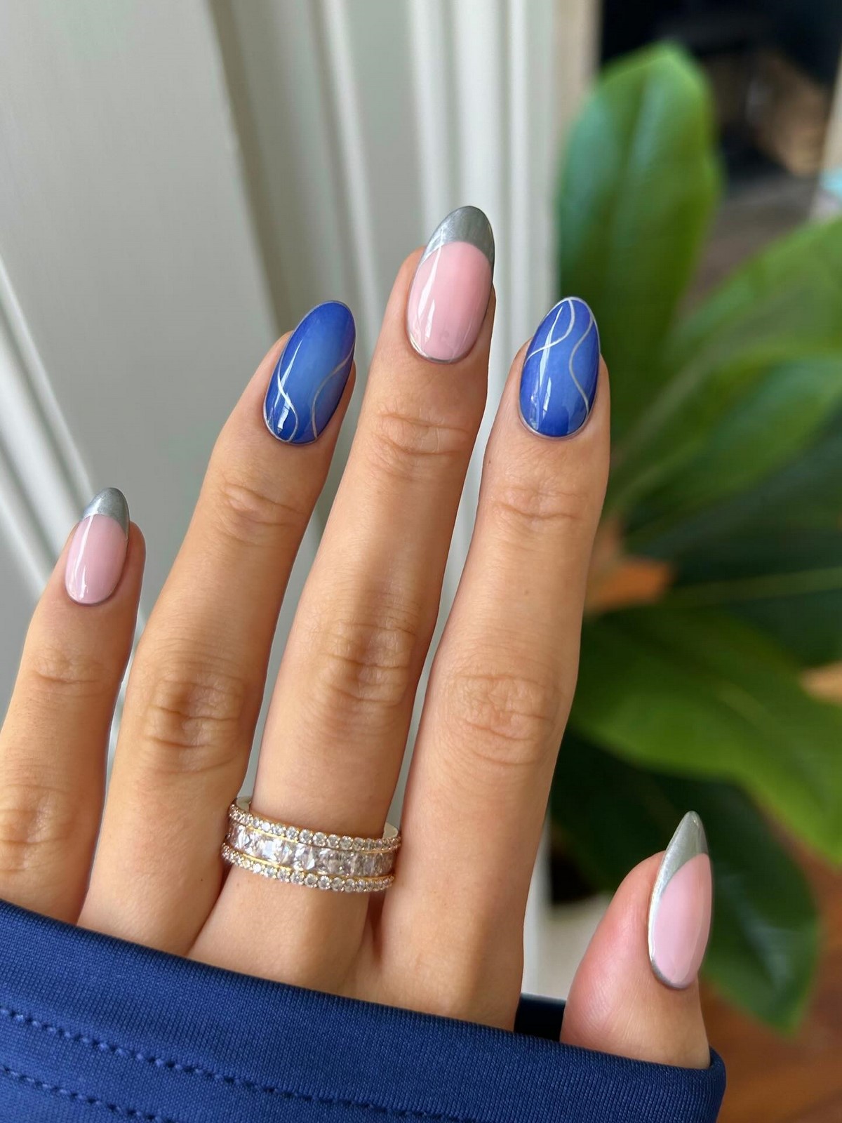 Аура-маникюр весны 2026: эффект, который сейчас везде