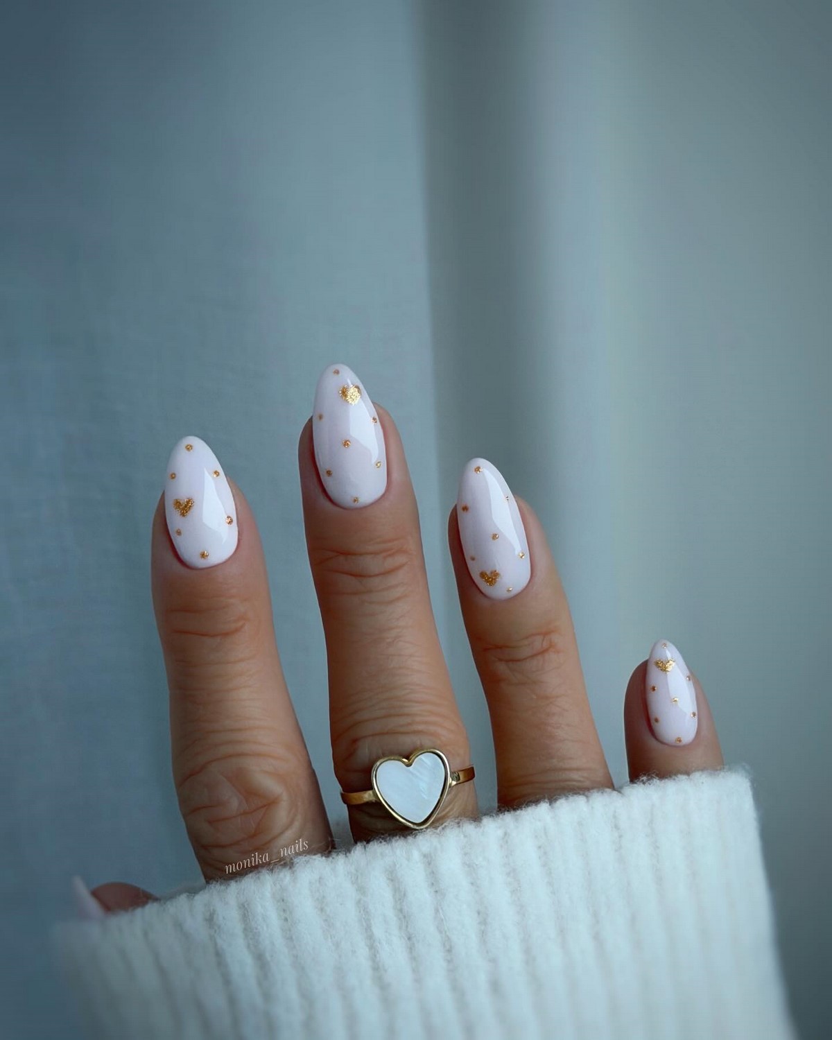 Белый маникюр 2026: три оттенка, которые покорят весну