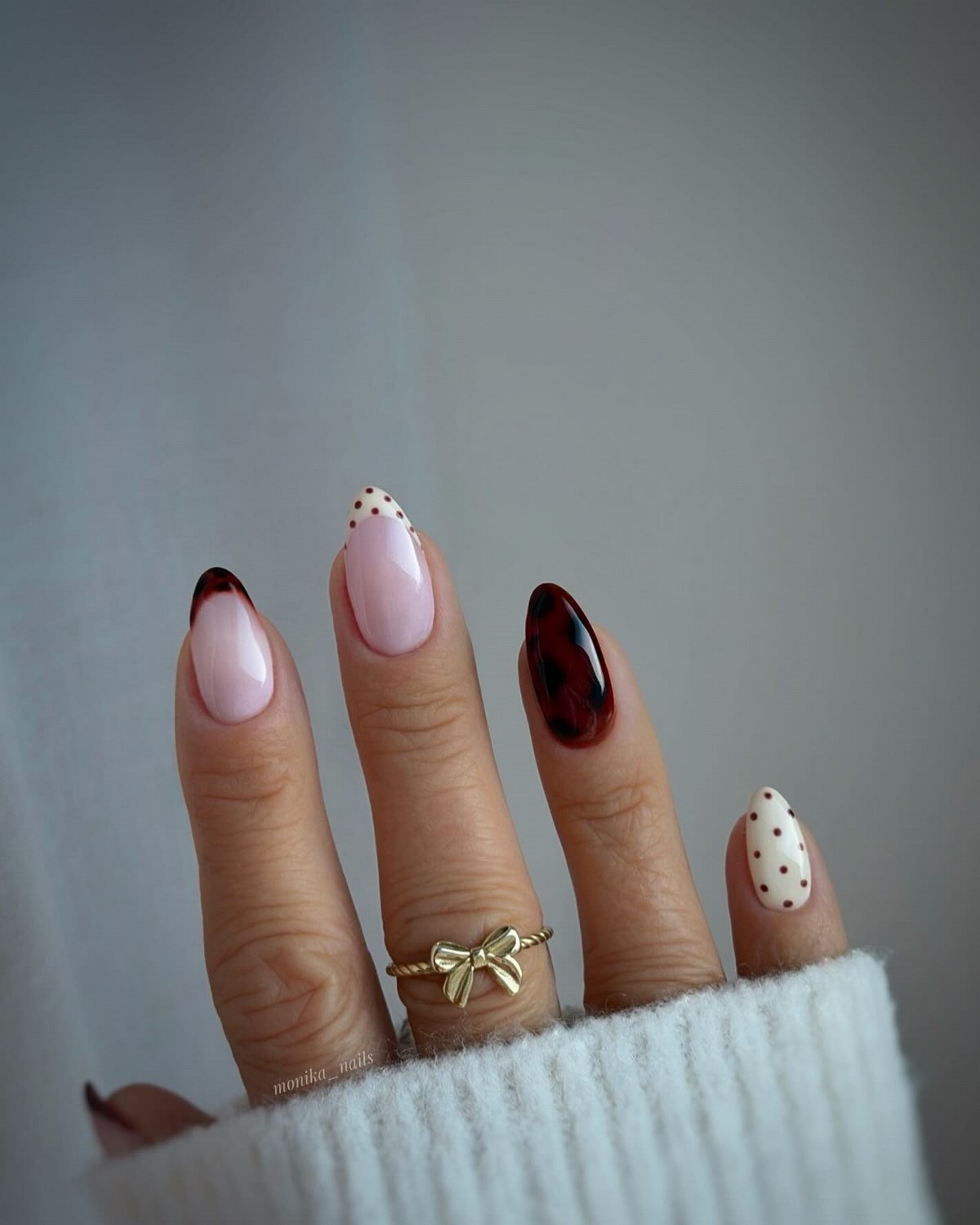 Полька-дот на ногтях: главный маникюр весны 2026 года