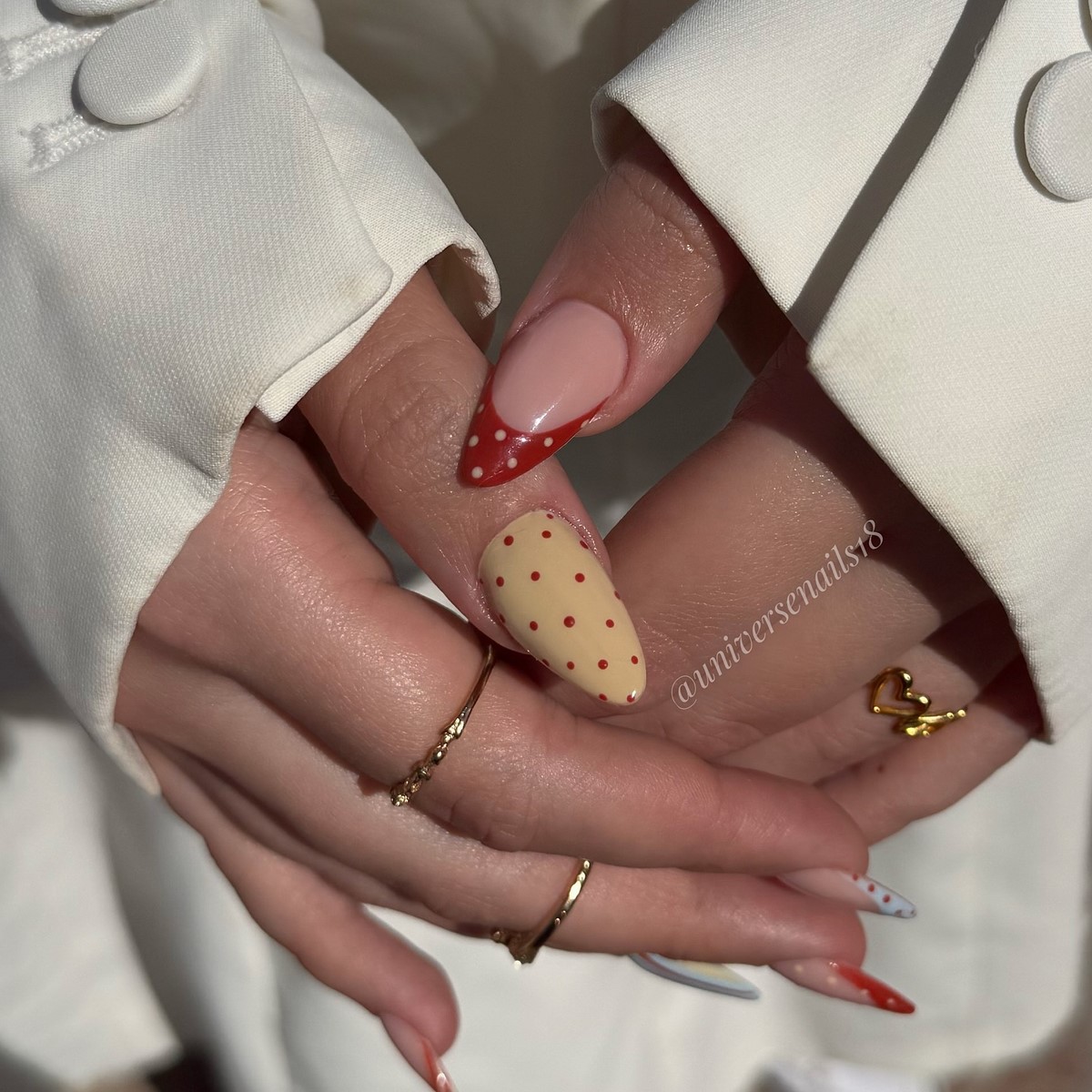 Полька-дот на ногтях: главный маникюр весны 2026 года