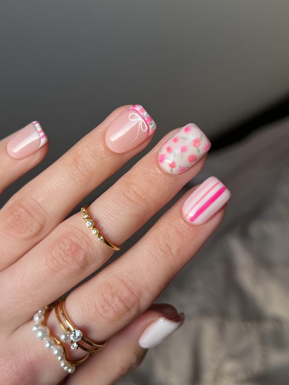 Весна 2026: почему короткий маникюр в моде