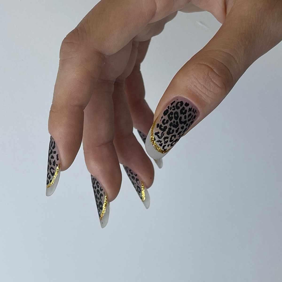 Леопардовый маникюр возвращается: неожиданный тренд