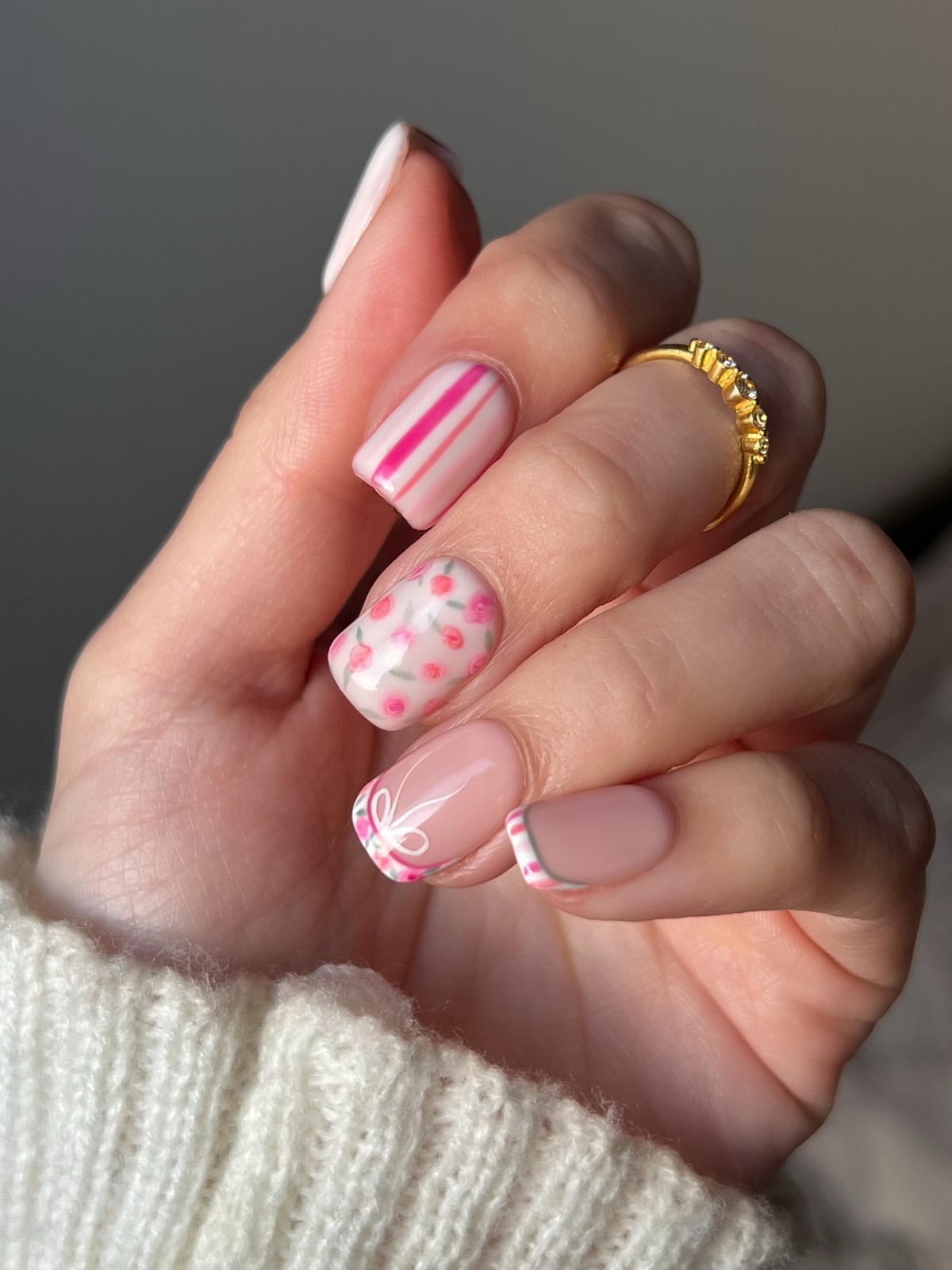 Маникюр на апрель 2026: 12 идей уже в тренде