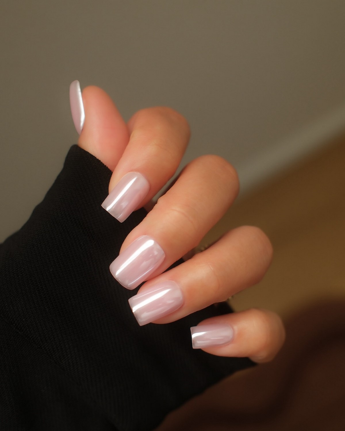 Маникюр на апрель 2026: свежие идеи, которые будут везде