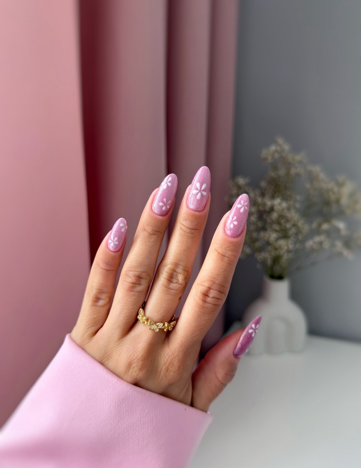 Маникюр на апрель 2026: свежие идеи, которые будут везде