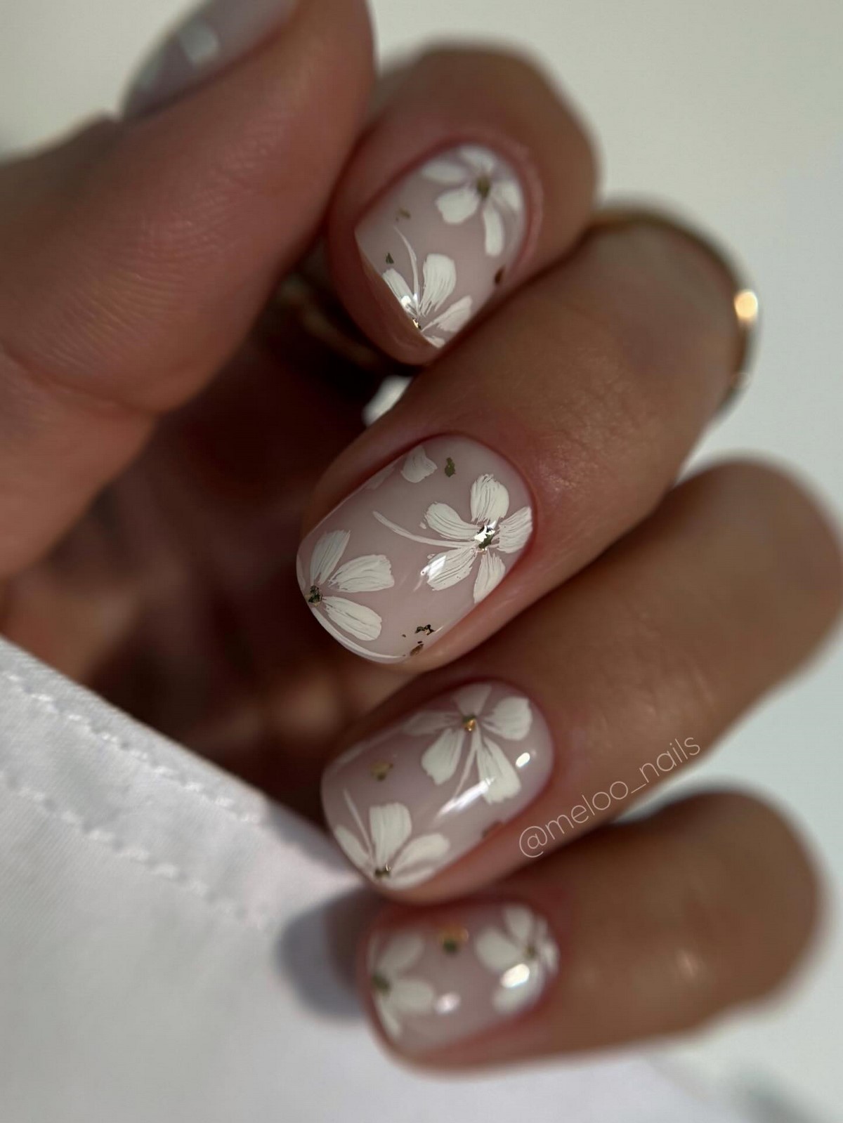 Маникюр на апрель 2026: свежие идеи, которые будут везде