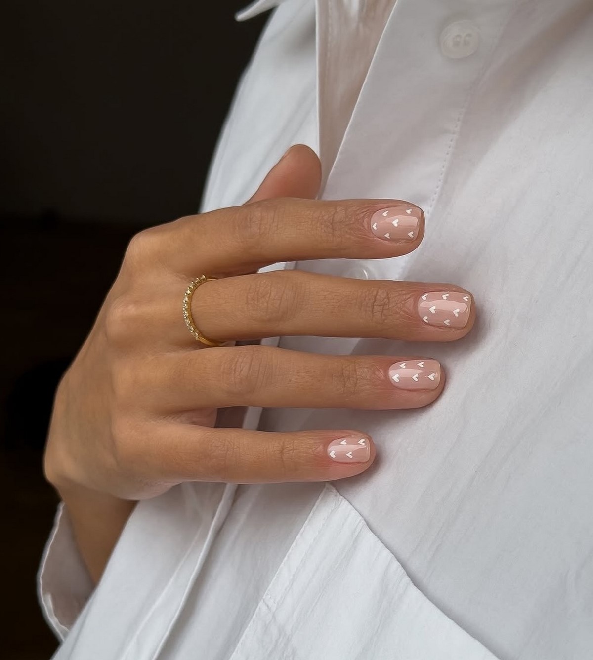 Маникюр на апрель 2026: свежие идеи, которые будут везде