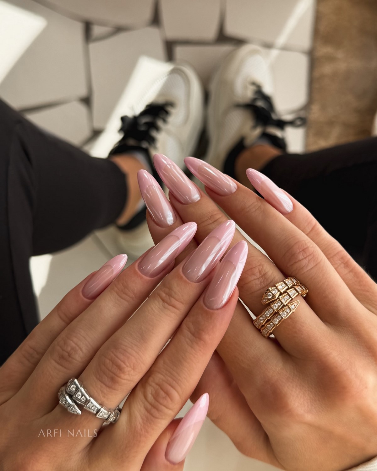 Маникюр на апрель 2026: свежие идеи, которые будут везде