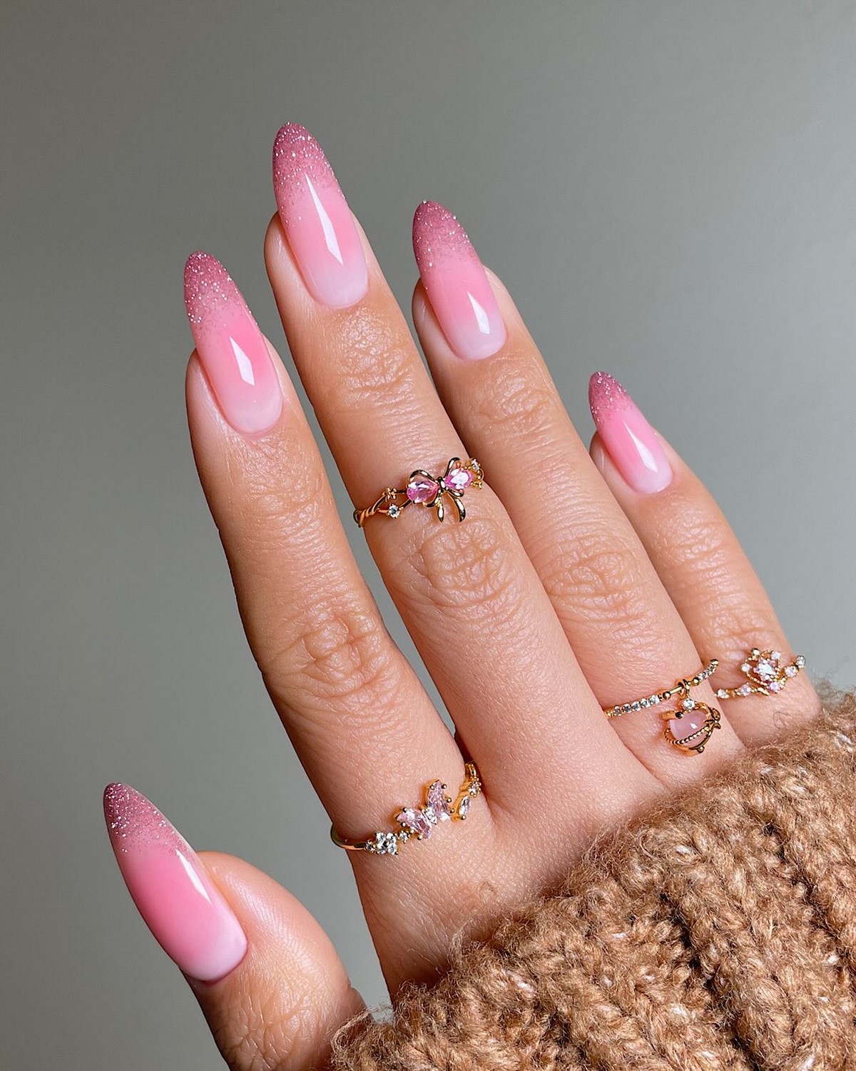 Маникюр на каждый день весной 2026: 8 универсальных оттенков