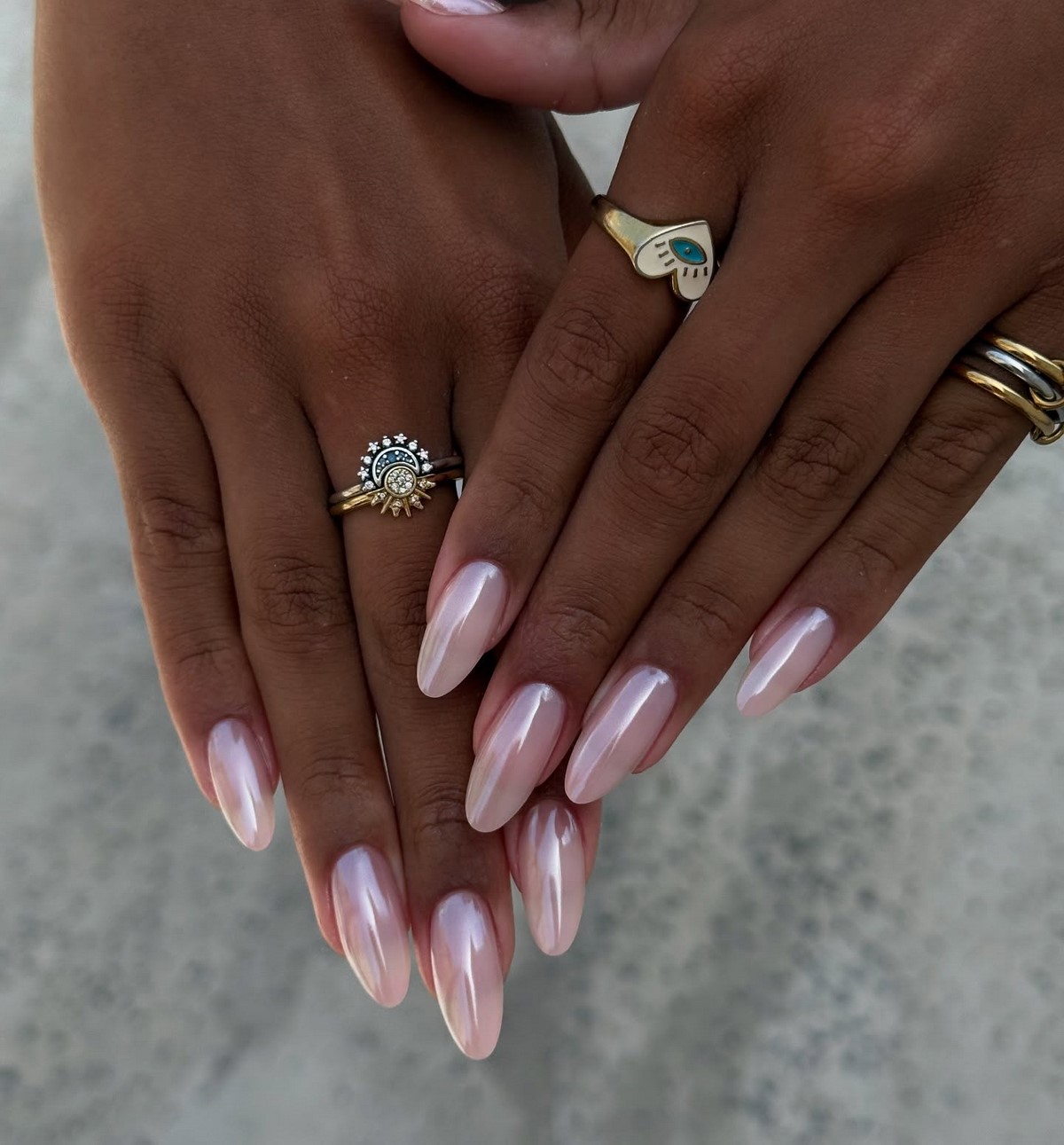 Маникюр весны 2026, который выглядит дорого: 7 оттенков сезона
