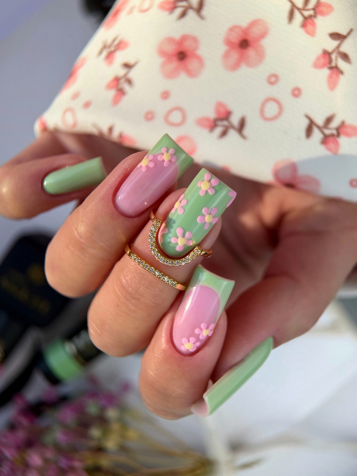 Маникюр весны 2026, который выглядит дорого: 7 оттенков сезона