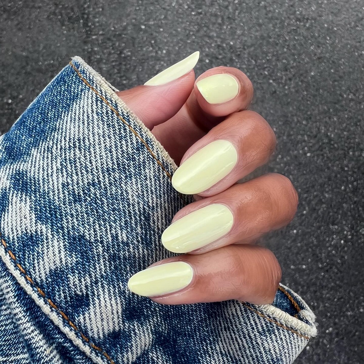 Маникюр весны 2026, который выглядит дорого: 7 оттенков сезона