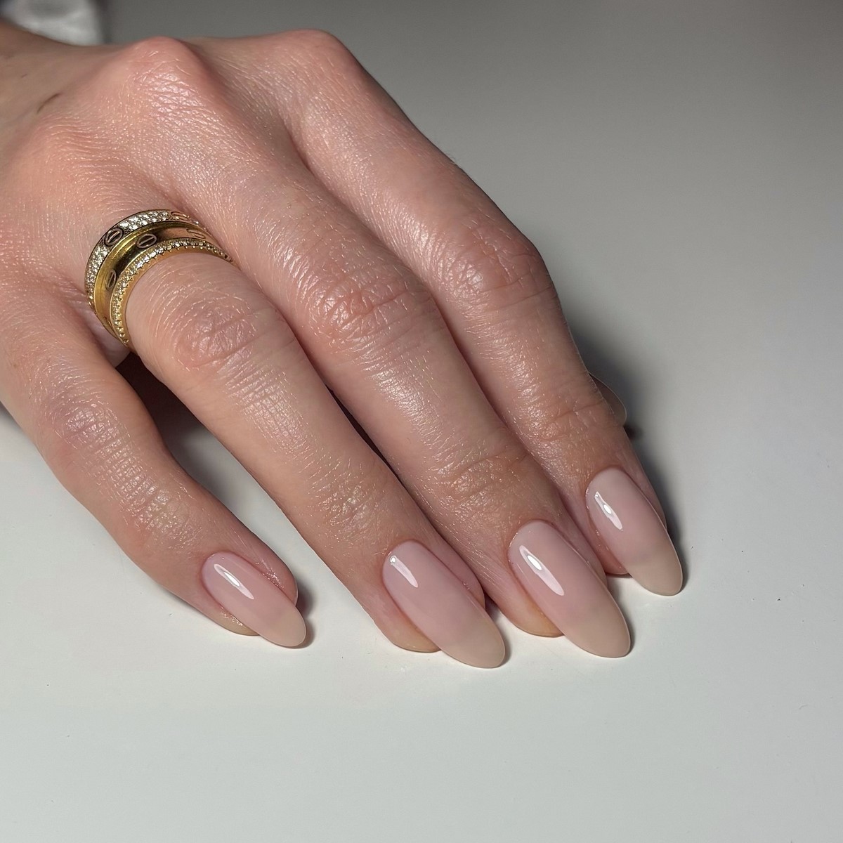 Маникюр весны 2026: что выбирают чаще всего сейчас