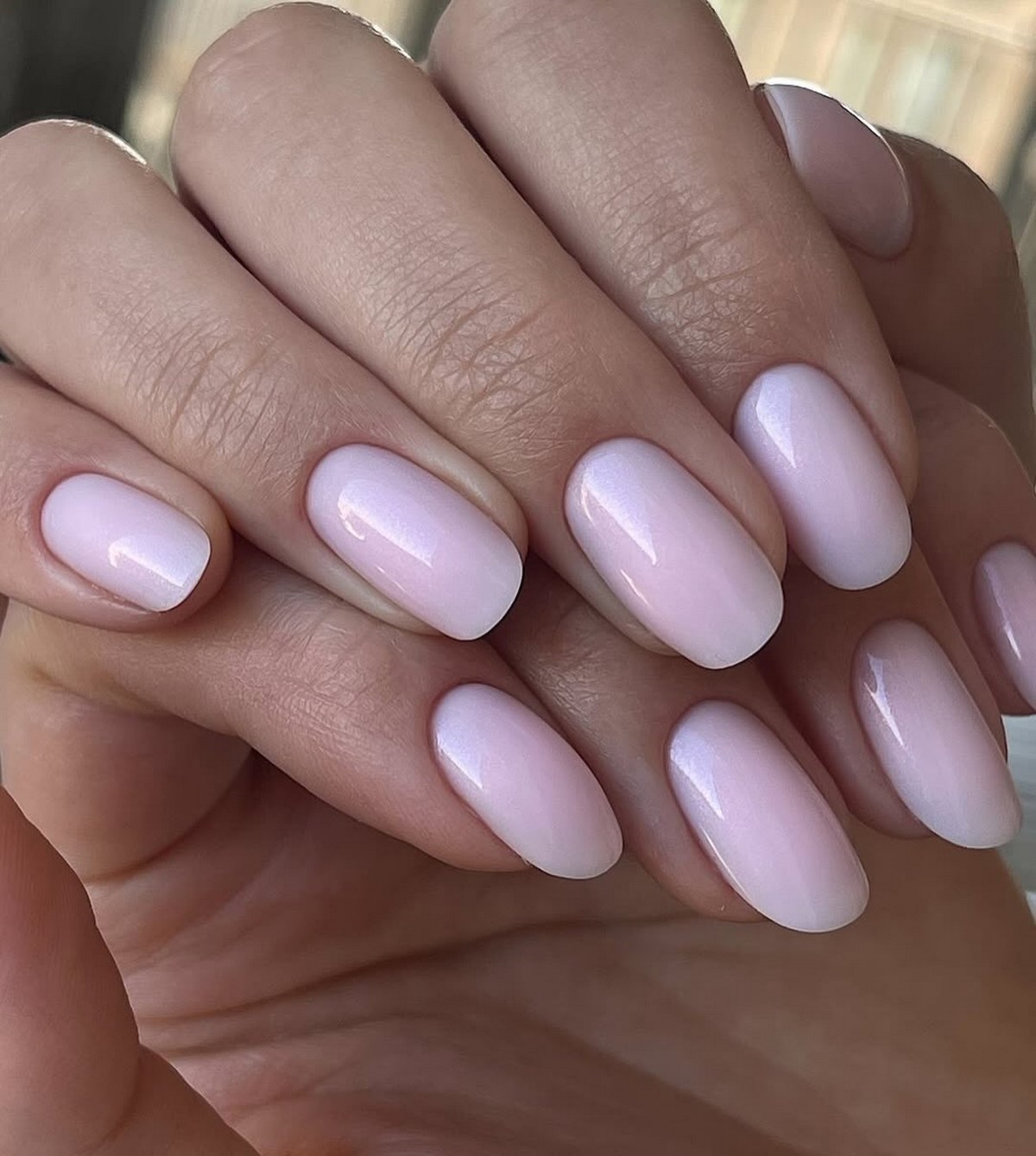 Маникюр весны 2026: что выбирают чаще всего сейчас