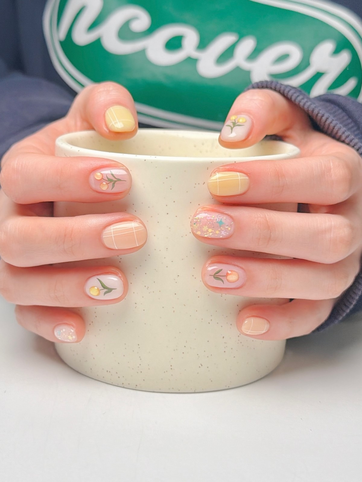 Желтый маникюр весны 2026: масло, солнце и стиль