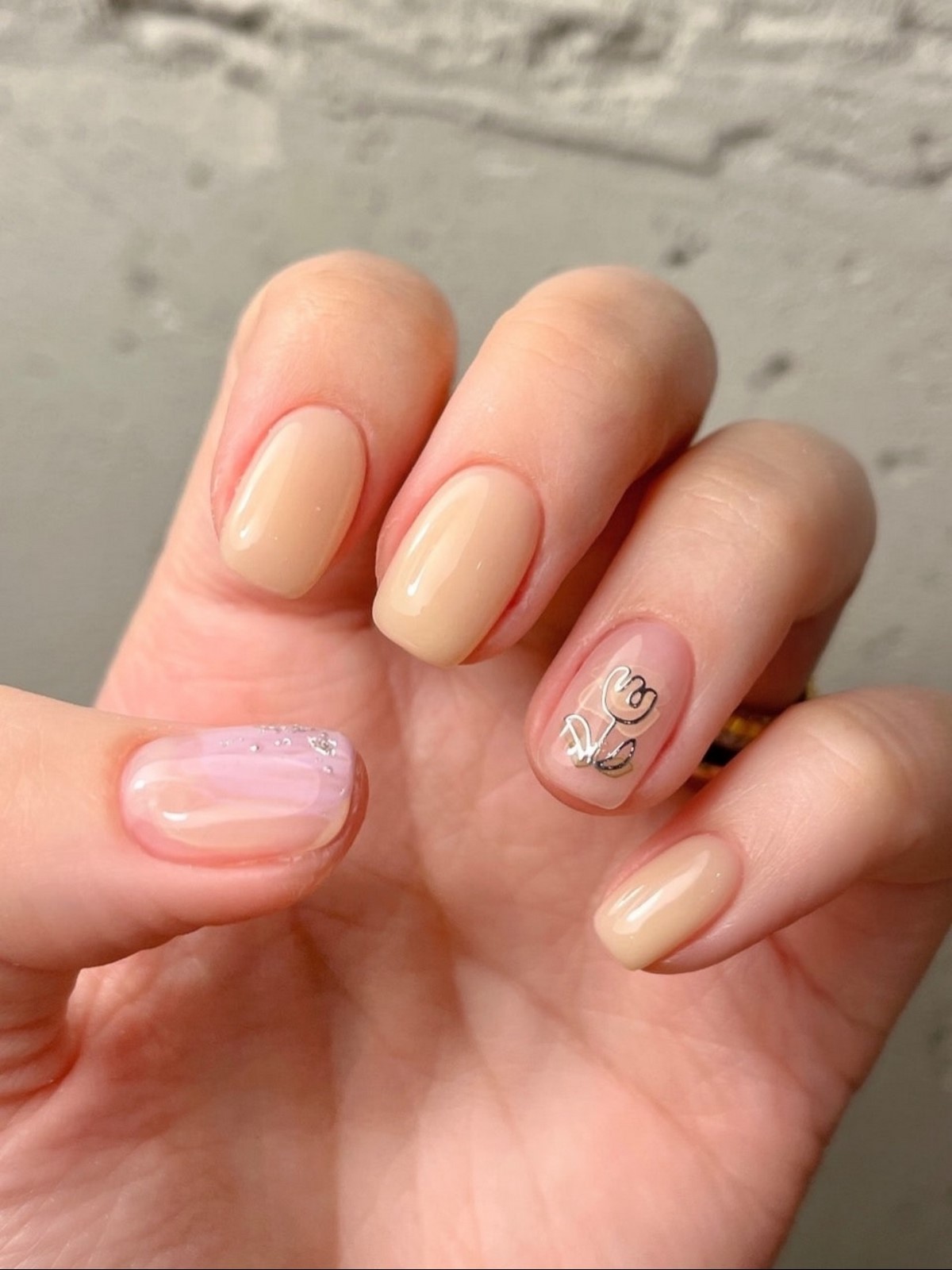 Желтый маникюр весны 2026: масло, солнце и стиль