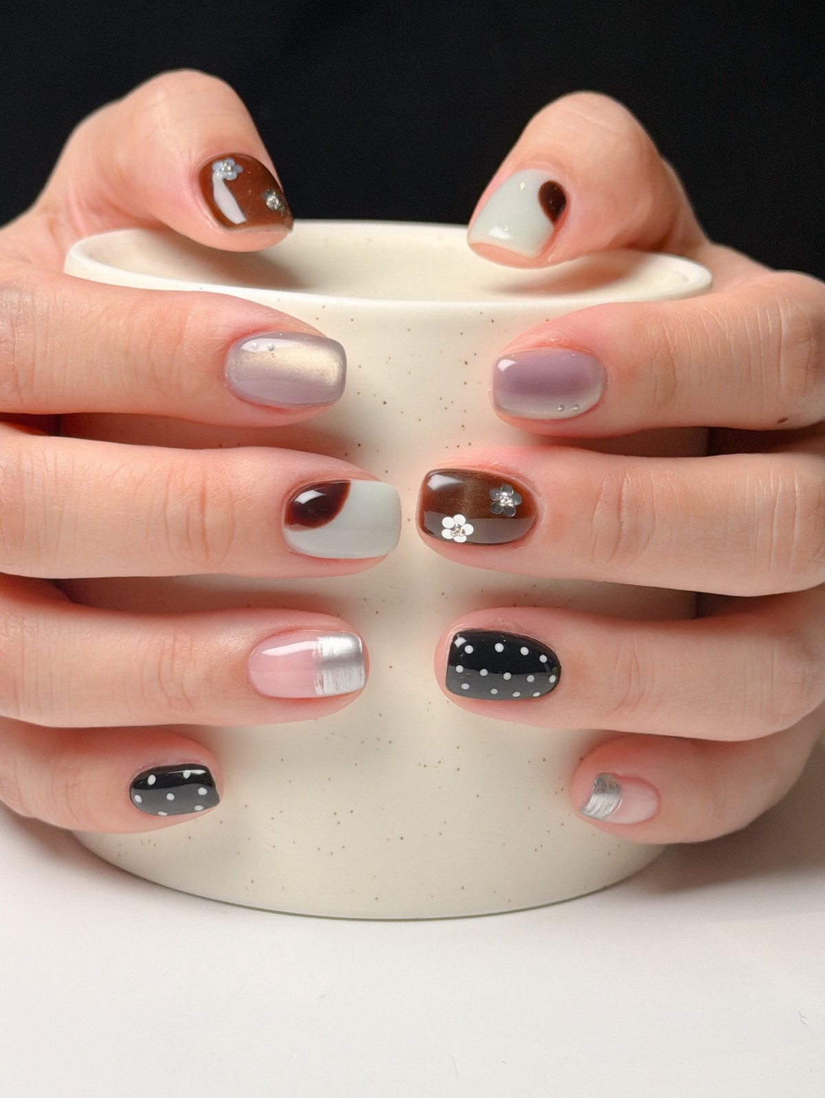 Миндаль уходит: формы ногтей 2026, которые выбирают чаще